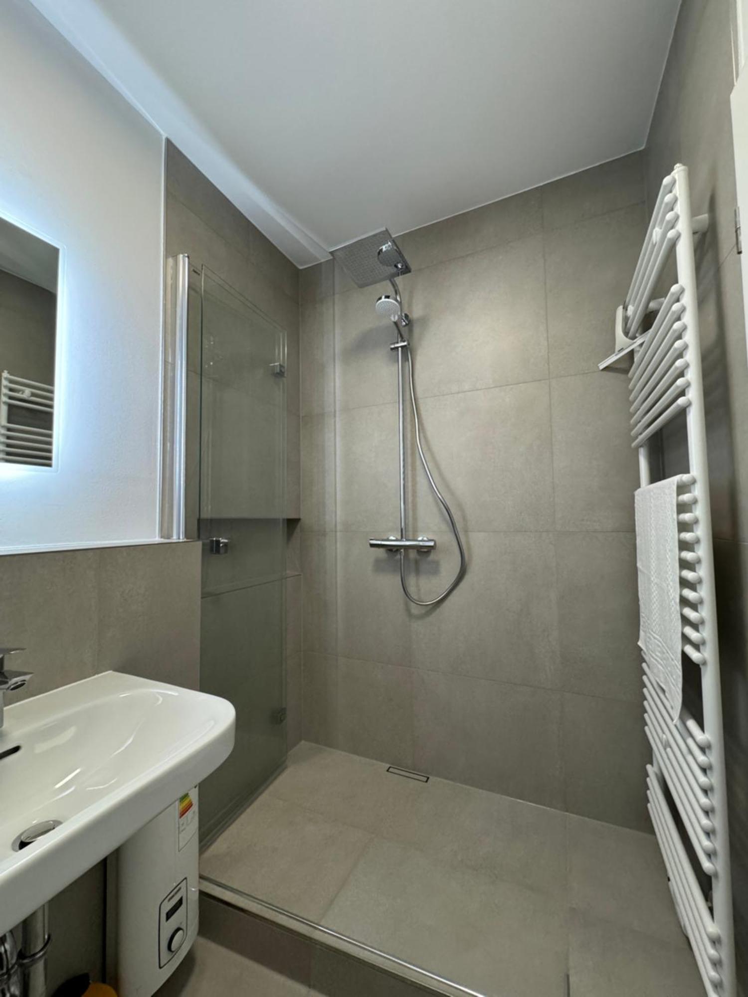 Der Schwan 8 & 10 - Zentral- Stilvoll Apartment Düren - Eifel